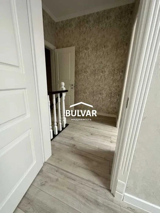 Продам пентхаус ЖК Дмитриевская, 19, м. Центральный рынок, Ю