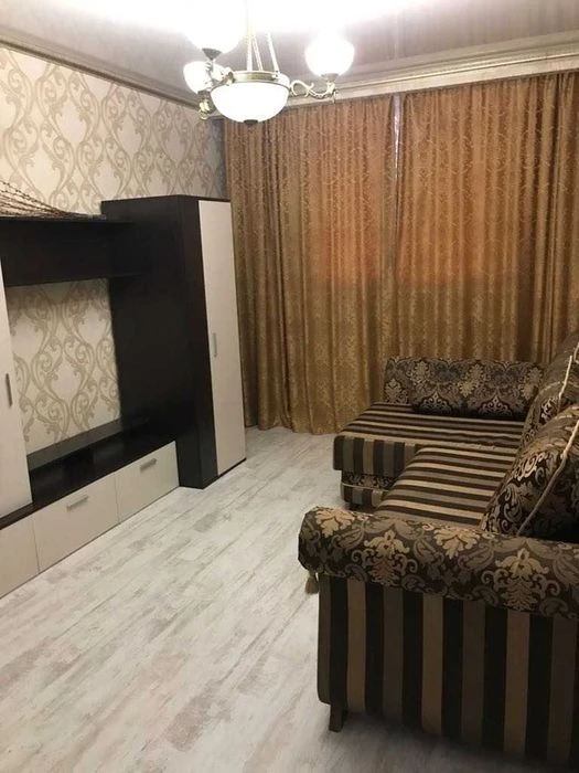 Срочно продам 2к квартиру м.Дворец Спорта
