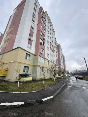2m 1 квартира новострой РЖМ метро Индустриальная Роганский є