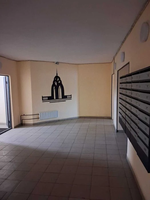 Продам 4 комн. квартиру 100 метров на Салтовке РА