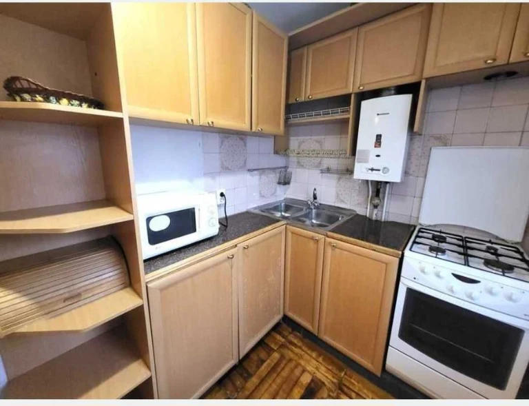 Продажа 3-х кв. Парковая строй. 6, рядом бул. Шевченко, 2-