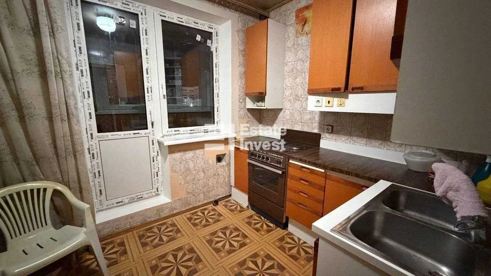 Продам 4 кімн. квартиру на вул. Яни Червоної, 7