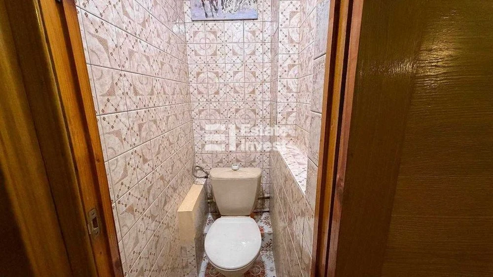 Продам 4 кімн. квартиру на вул. Яни Червоної, 7