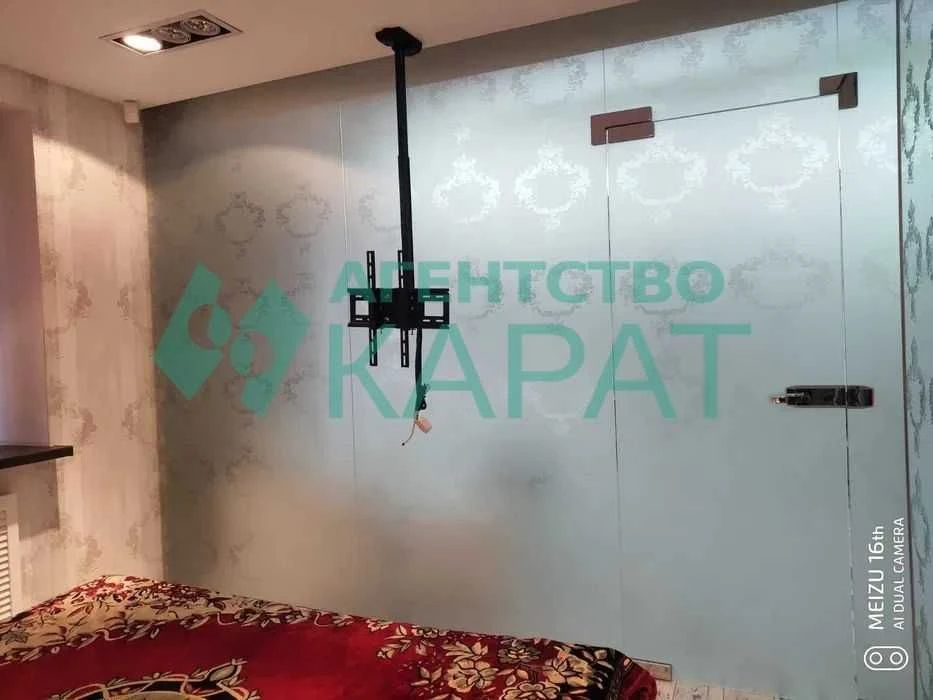 Продам 3к. квартиру 3/9 эт. кирп, дизайнерский ремонт, р-н м