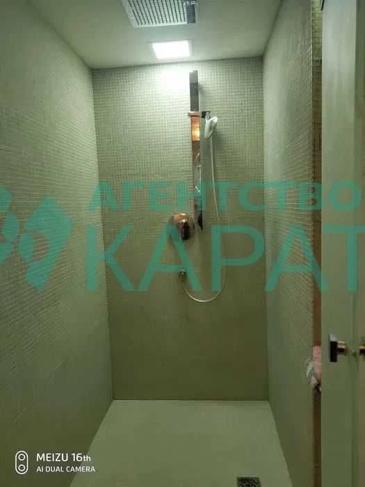Продам 3к. квартиру 3/9 эт. кирп, дизайнерский ремонт, р-н м