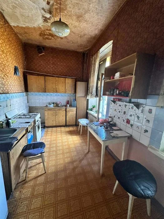 Продам 3 кв метро Защитников Украины, Сертификат+