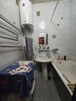 Продам сталинку в тихом центре  Х. Набережная 16