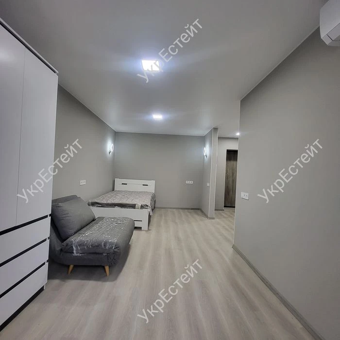 Продам 1к кв П.Поле  Бот сад / 23 Августа  Новый ремонт Меб,