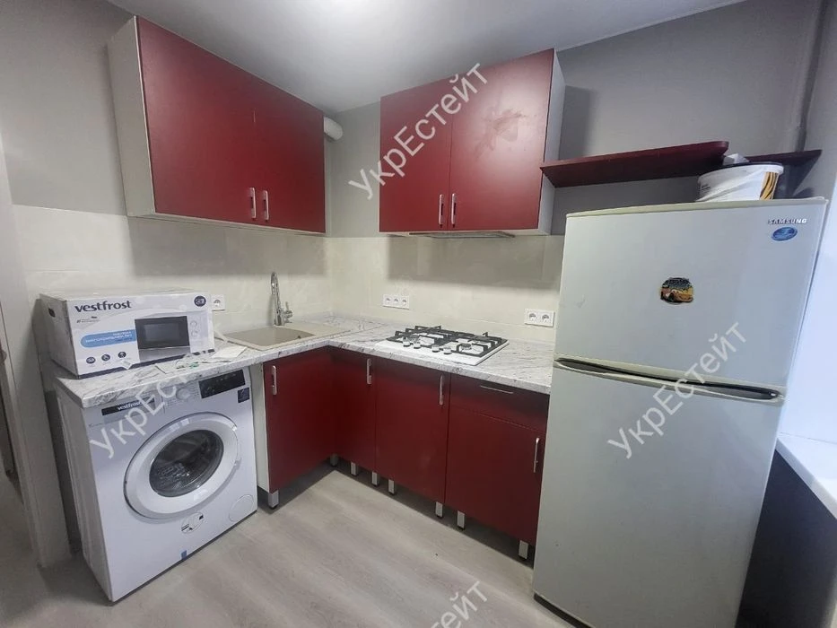 Продам 1к кв П.Поле  Бот сад / 23 Августа  Новый ремонт Меб,