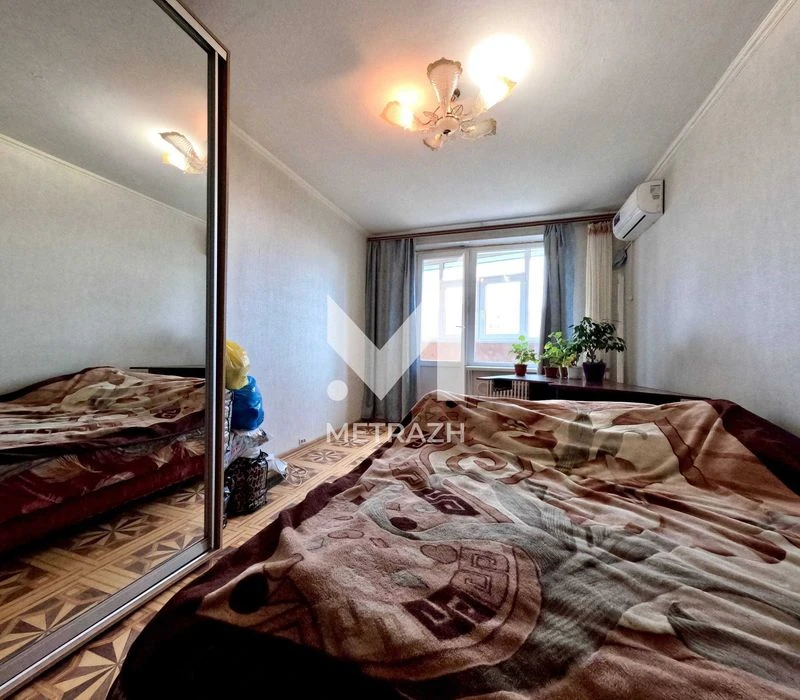 Продам 1-но к квартиру ,Тарасівський в"ізд ,4,33м2,Кінний ри