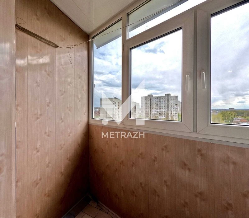 Продам 1-но к квартиру ,Тарасівський в"ізд ,4,33м2,Кінний ри