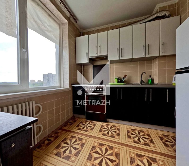 Продам 1-но к квартиру ,Тарасівський в"ізд ,4,33м2,Кінний ри