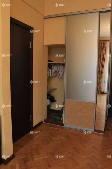 2к 58м2 Гагарина  м. Левада, Москалевка, Воскресенская (Уриц