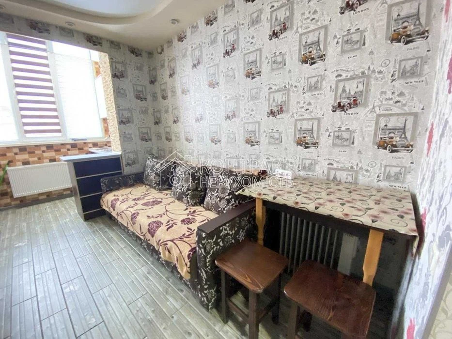 Стильна смарт-квартира в ЖК «Воробйові гори» — Метро поруч