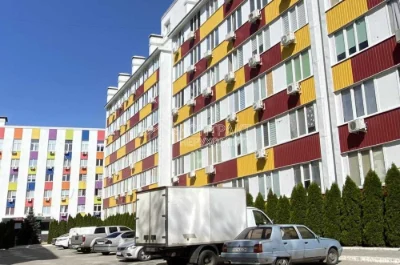 Стильна смарт-квартира в ЖК «Воробйові гори» — Метро поруч