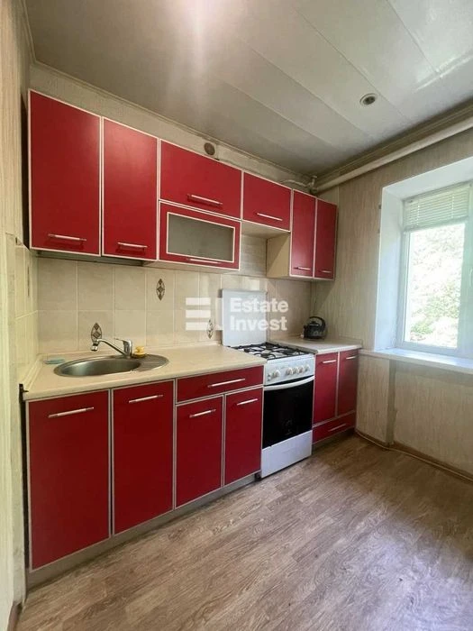 Продам 2 кімн. квартиру по вул. Харківських Дивізій, 5. єВід