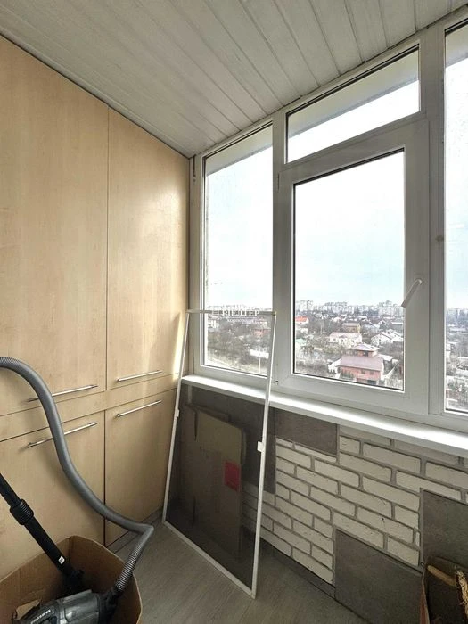 D1M  Продам квартиру поліпшеного планування, 39 м2. Зайти та