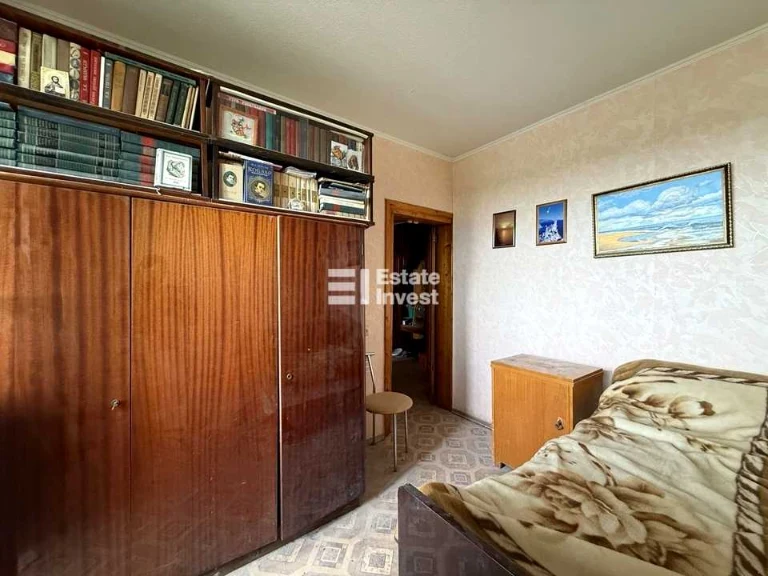 Apartment. Kharkiv, Natalia Uzhviy St.