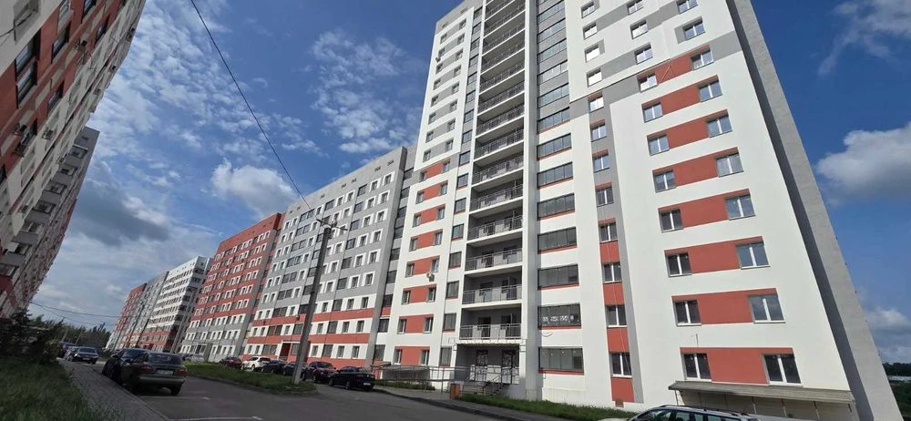 Продам 2 комн квартиру 57м2 ЖК Гидропарк J