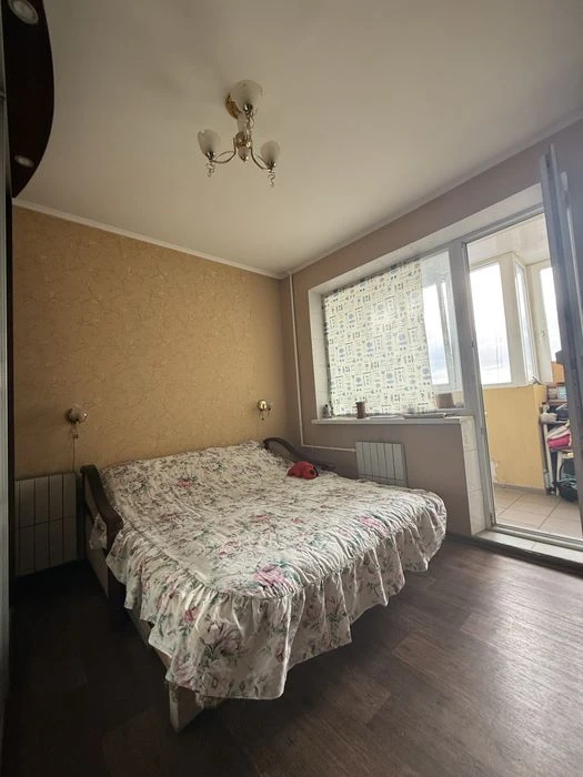 Продам 3к квартиру 75м2.Метро Научная.Центр