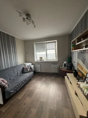 Продам 3к квартиру 75м2.Метро Научная.Центр