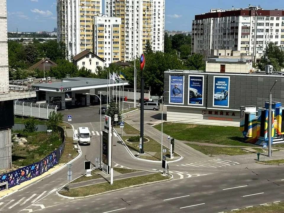 Квартира. Харків, Героїв Харкова просп. (Московський)