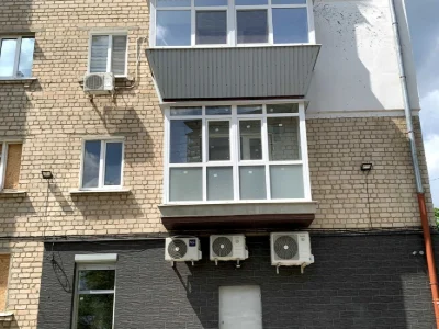 Продаж 2-Х кімнатноЇ квартири 1-Лісопарковський 5, 2-й єтаж