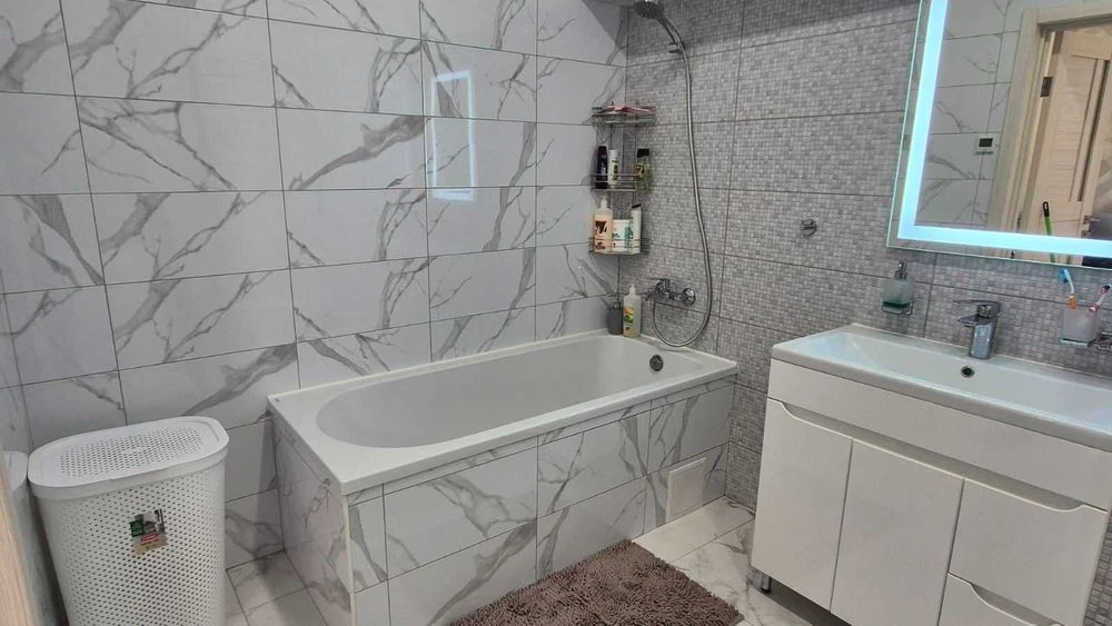Продам 2-х ком.кв.в новострое(ЖК «Парковый квартал»)