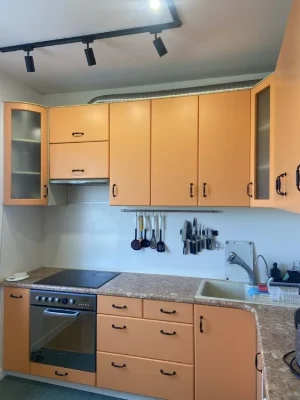 Продам 3к квартиру Олимпийская.Метро Палац спорта