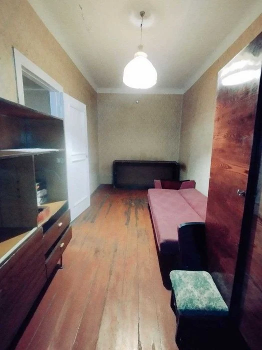 Продам свою 2к. квартиру, метро "Тракторный Завод", ХТЗ, ул.