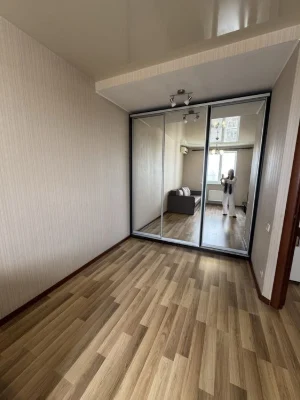 Продам 1 комн. Малиновская 19,площадь Восстания