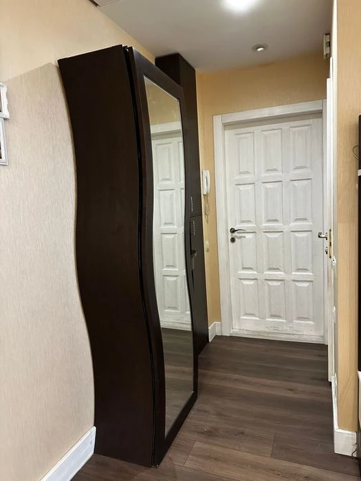 Продам 3 комнатную метро Алексеевская Людвига Свободы pp1