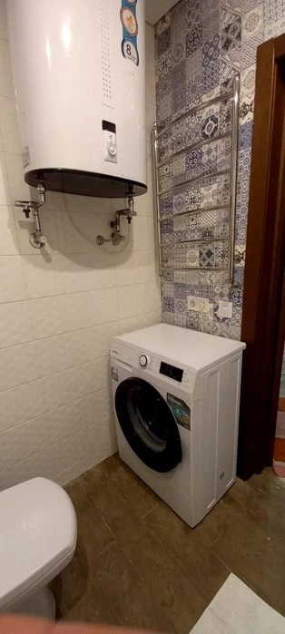 Продам свою 2к квартиру на Амосова