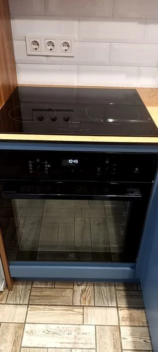 Продам свою 2к квартиру на Амосова