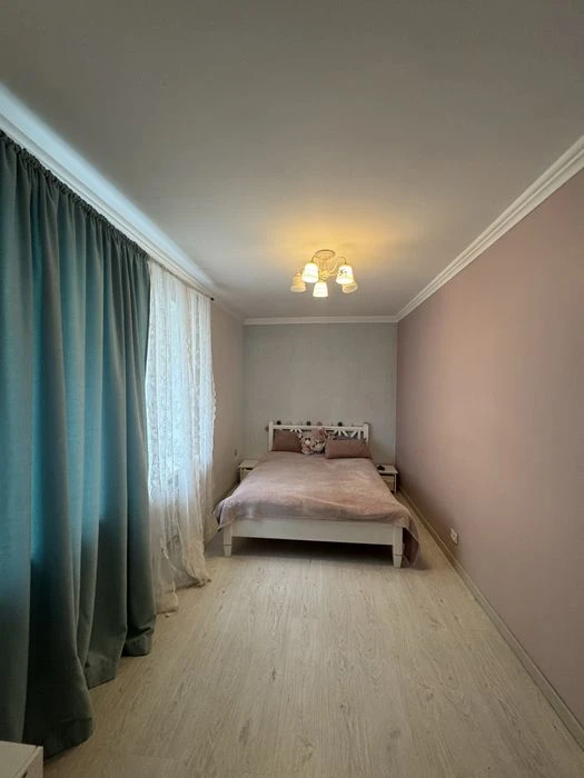 Продам 2 комн квартиру