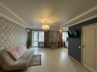 Продам 2 комн квартиру