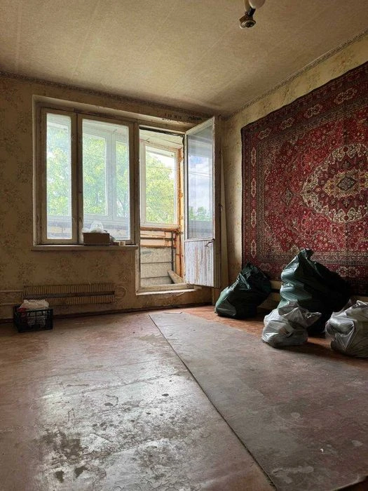Продаж 3 кімнатної квартири біля метро Студентська