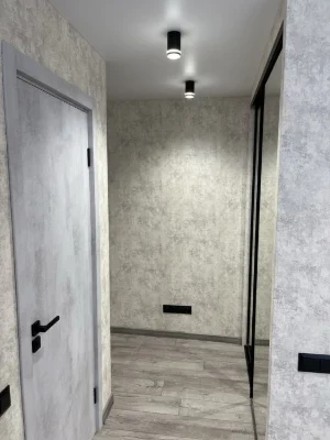 Продам 1к.кв с евроремонтом біля метро 23 серпня