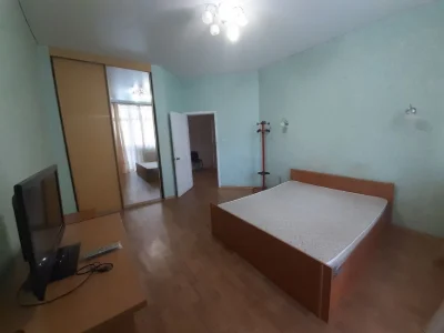 Продажа 2 ком. квартиры 83 м, возле метро 23 августа, новост