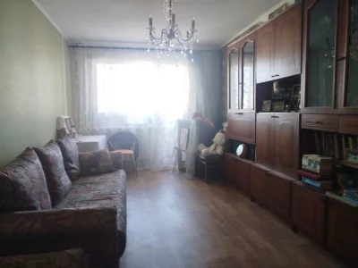 Продам 2 квартиру на Олексіївці,вул.Ахсарова,1б