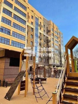 Продам 3 кімн. квартиру в ЖК Будинок на Сумській, вул. Динам