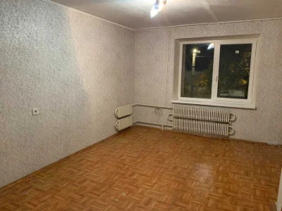 Продам 1 к кв пр.Аерокосмічний 18200