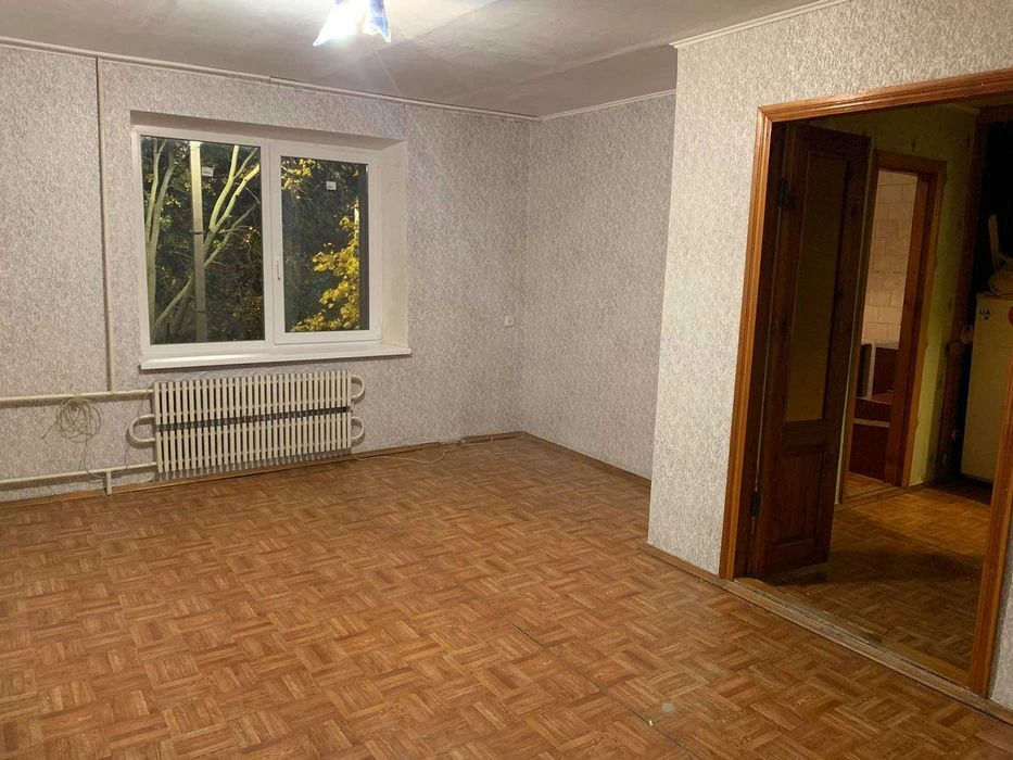 Продам 1 к кв пр.Аерокосмічний 18200