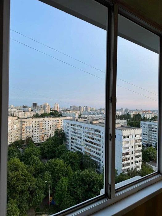 Продам1 к.кв.улучшенка на Сев.Салт 40м2, рем.22100 Програми