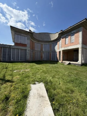 House on French Boulevard (Primorsky District)