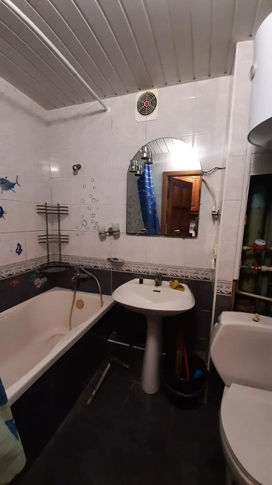 4 кім.кв. метро Олексіївська 88м. 6 пов/12 Алексеевка Сертиф