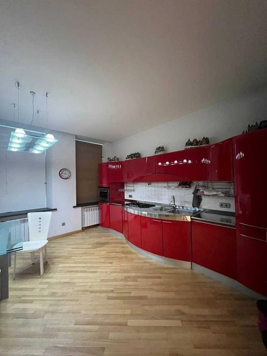 Продам 3 к кв Сумская Сумской рынок Сталинка Центр