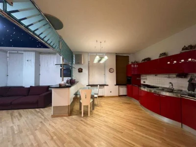 Продам 3 к кв Сумская Сумской рынок Сталинка Центр