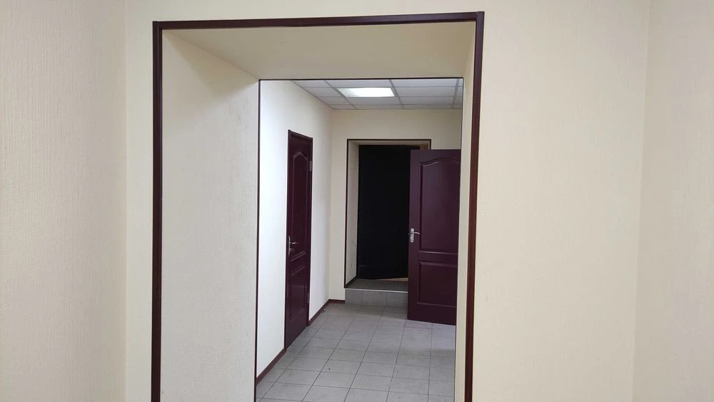 Продам под жилье 130 м2 в Центре, пер. Троицкий 13, 1-й этаж