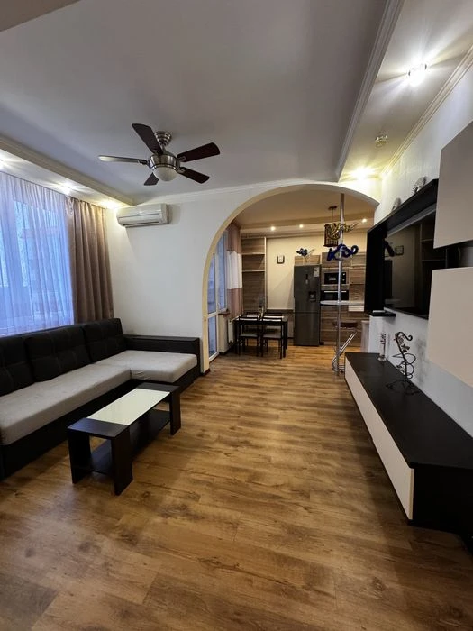 Продам 3 комнатную квартиру ЖК Балакирева, П.Поле